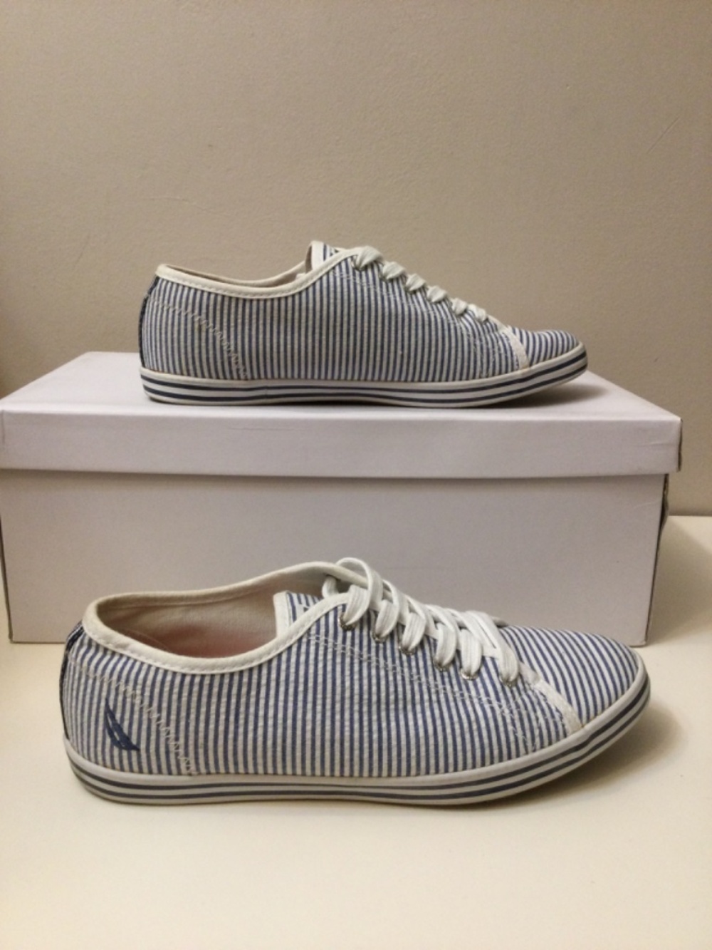 Nautica Lanyard Canvas Sneakers Women’s 7 US ( 38 EU) Blue White Striped Comfort - Picture 15 of 15